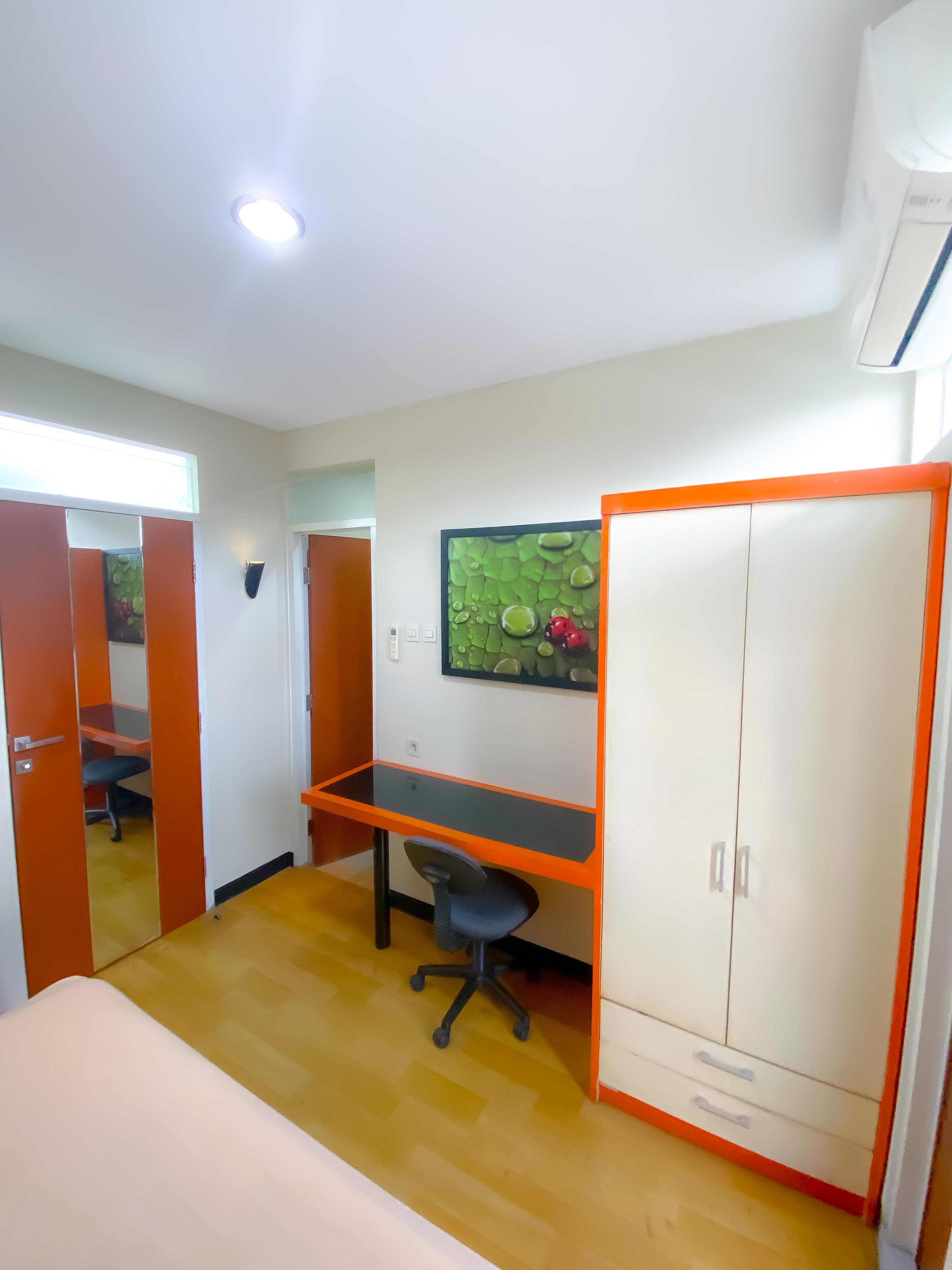Foto Kamar AC Unihouse Salatiga — foto 2